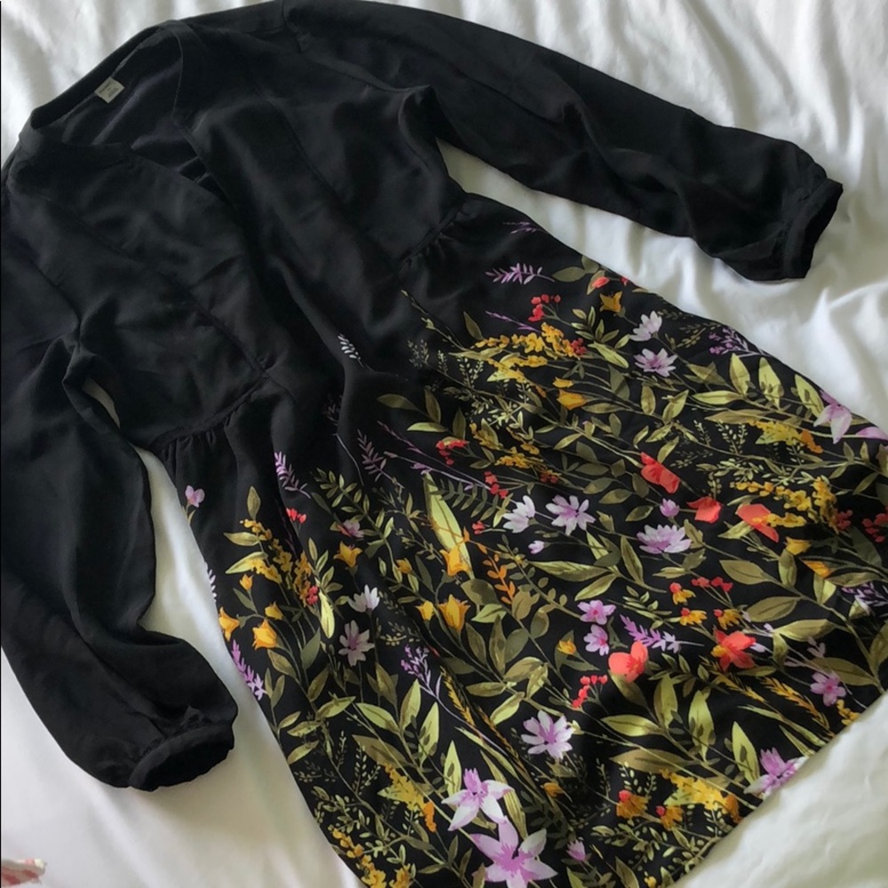 Old Navy XS floral dress